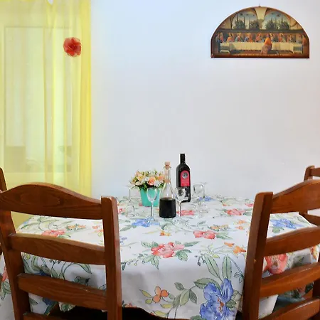 Apartament Tri Palme Podstrana Zewnętrze zdjęcie