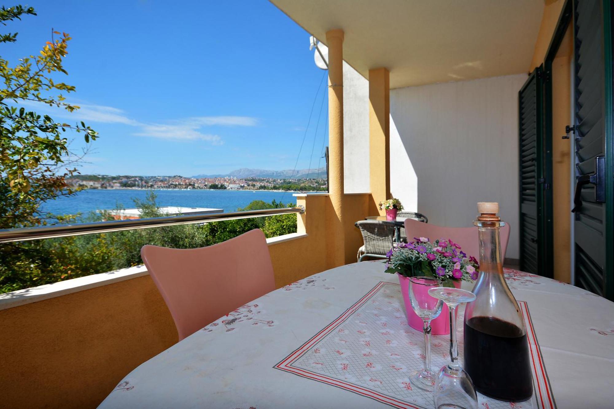 Tri Palme Apartamento Podstrana